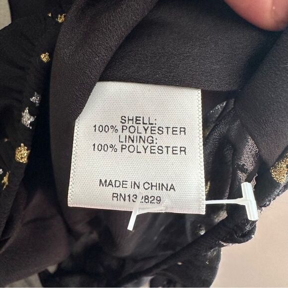 Lovers + Friends Black, Silver & Gold Star Print Cropped Blouse Back Cutout Sz S - Picture 4 of 5